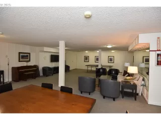 Photo #6: 306399707 Listing 