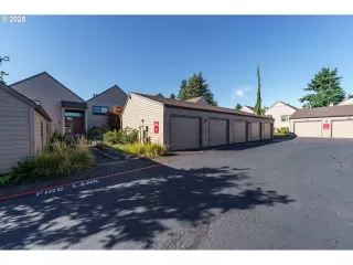 Photo #1: 306884488 Listing