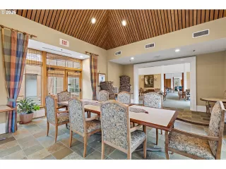 Photo #1: 306989379 Listing 