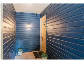 Photo #1: 307336456 Listing