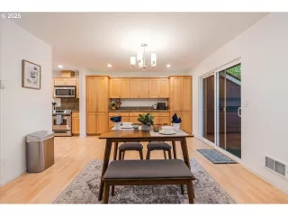 Photo #5: 307336456 Listing