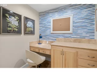 Photo #3: 307542596 Listing 