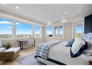 Photo #6: 307542596 Listing 