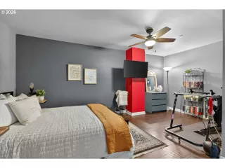 Photo #6: 307632673 Listing 