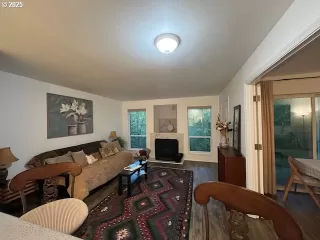 Photo #2: 308314222 Listing