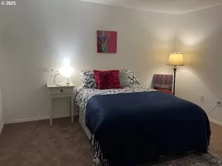 Photo #6: 308314222 Listing