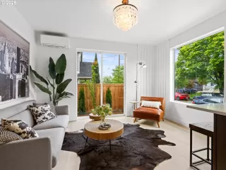 Photo #5: 308377235 Listing