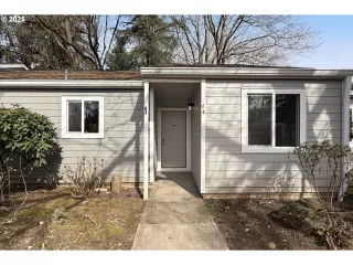 Photo #5: 308386009 Listing