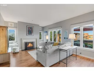 Photo #4: 308814340 Listing 