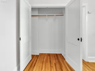 Photo #2: 309683630 Listing 