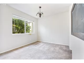 Photo #5: 310168171 Listing 