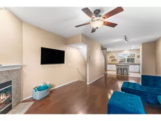 Photo #3: 310520951 Listing 