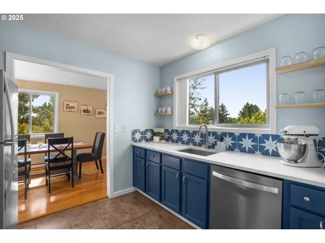 MLS: 310883906 Condo For Sale