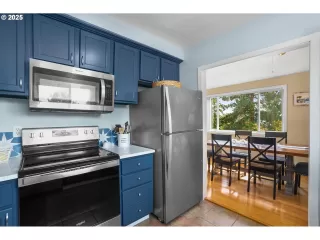 Photo #1: 310883906 Listing