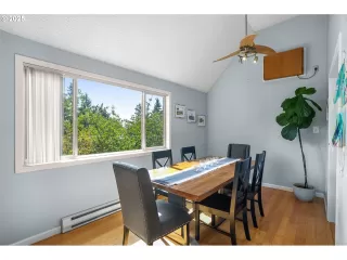 Photo #5: 310883906 Listing