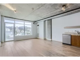 Photo #2: 311101792 Listing 