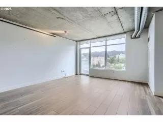 Photo #3: 311101792 Listing 