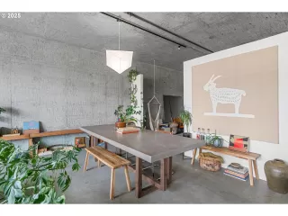 Photo #5: 311307496 Listing