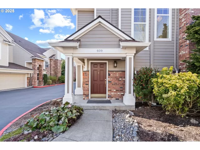 MLS: 312458456 Condo For Sale