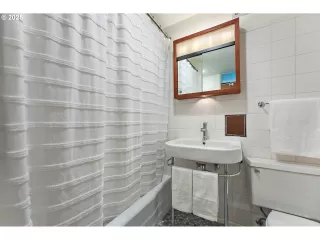 Photo #1: 312797080 Listing 