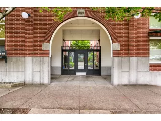 More Details about MLS # 312937148 : 1009 NW HOYT ST 204