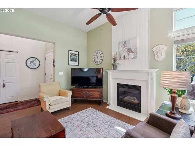 MLS: 313163557 Condo For Sale