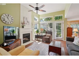 Photo #5: 313163557 Listing 