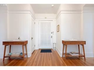 More Details about MLS # 313268294 : 410 NW 18TH AVE 403