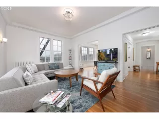 Photo #4: 313268294 Listing 