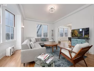 Photo #5: 313268294 Listing 