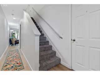 Photo #1: 313614962 Listing