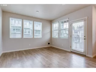 Photo #3: 314232549 Listing 