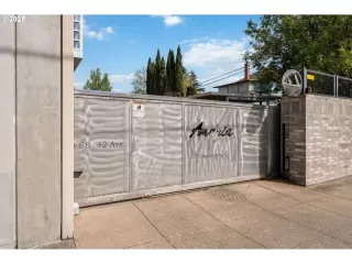 Photo #1: 314689060 Listing 