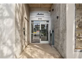 Photo #2: 314689060 Listing 