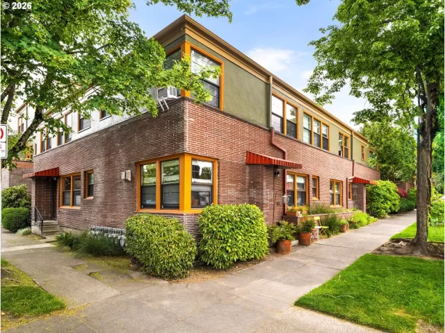 MLS: 315016602 Condo For Sale