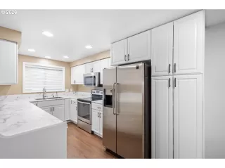 Photo #5: 315376382 Listing 