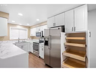 Photo #6: 315376382 Listing 