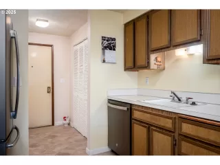 Photo #6: 315736630 Listing 