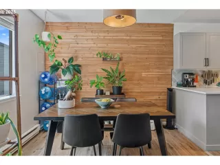 Photo #4: 315747555 Listing