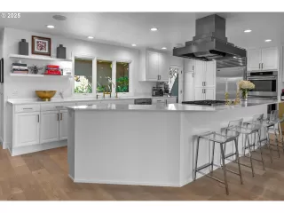 Photo #5: 315757428 Listing 