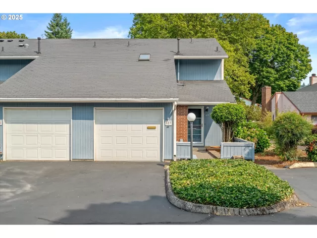 MLS: 315836125 Condo For Sale