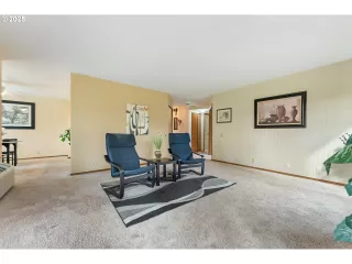 Photo #4: 316161382 Listing 