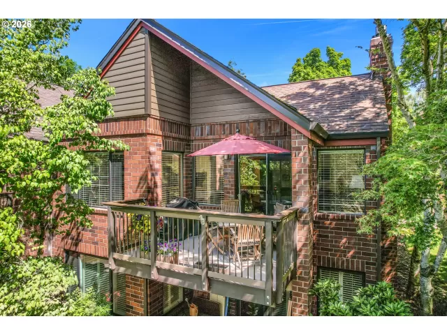 MLS: 316268524 Condo For Sale