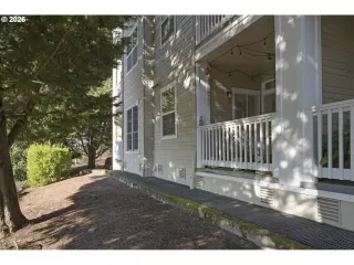 Photo #2: 316797754 Listing