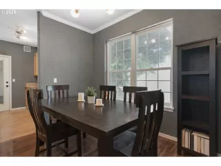 Photo #5: 316797754 Listing