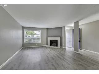 Photo #3: 317310428 Listing 