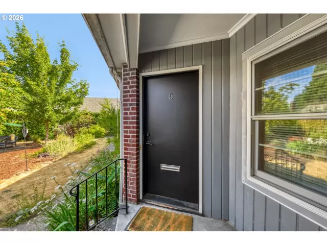 MLS: 317858663 Condo For Sale
