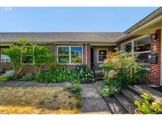Photo #2: 317858663 Listing 