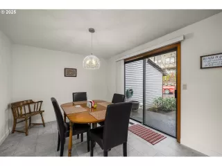 Photo #1: 318090048 Listing 