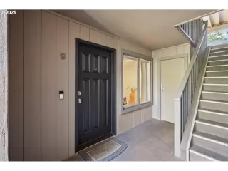 Photo #2: 318578713 Listing